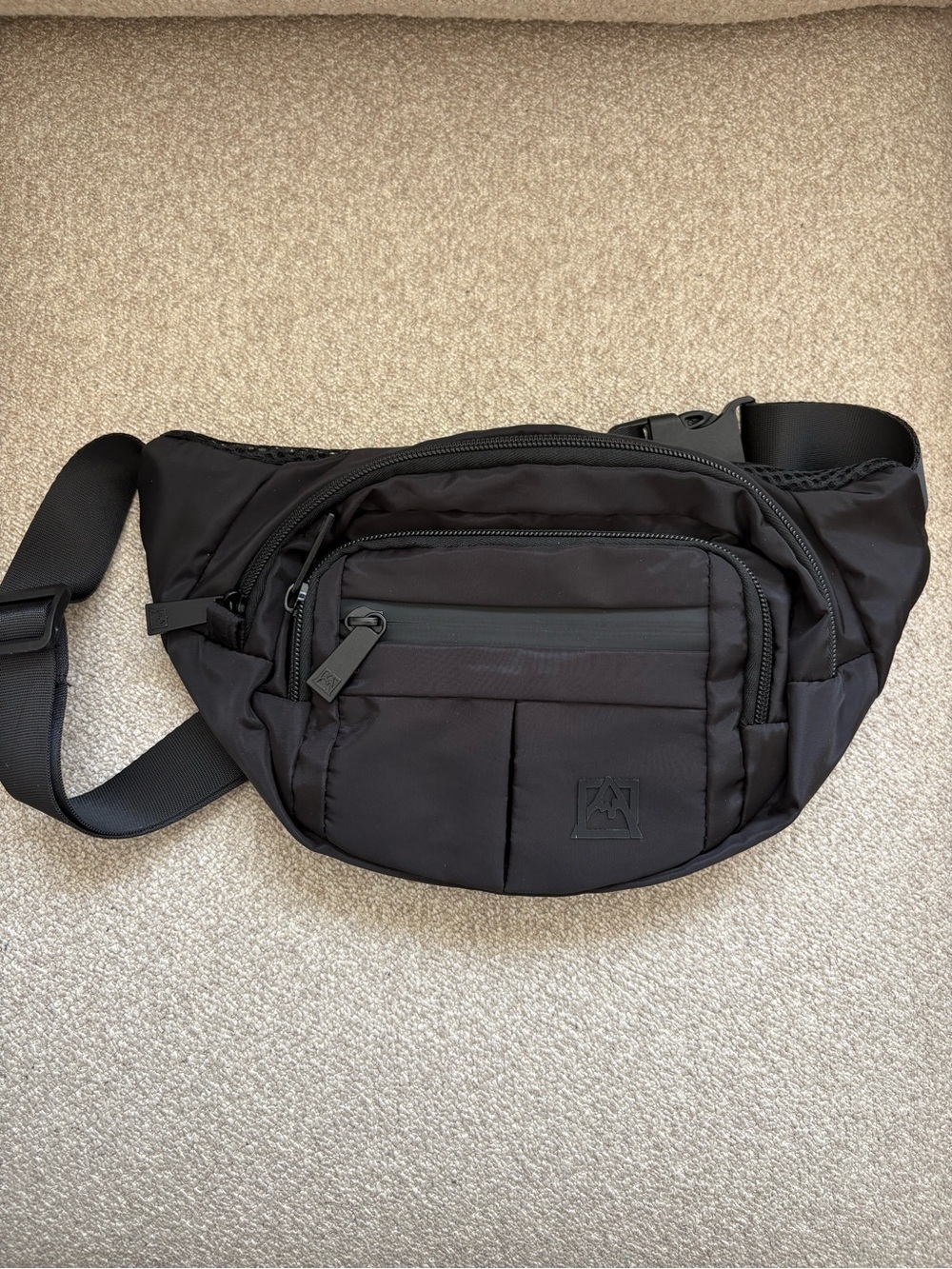 AVALANCHE - Crossbody Bag / Fannypack - New Without Tags